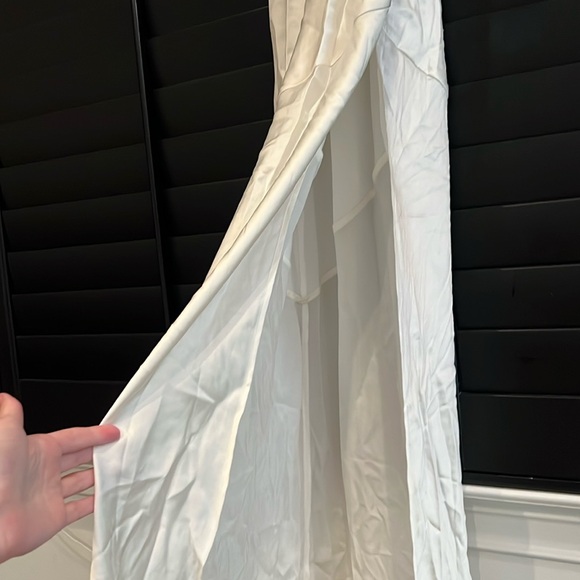 Gorgeous! “Cami NYC” White Silk Slip Dress! Size Small. Worn Once!! - Picture 5 of 13